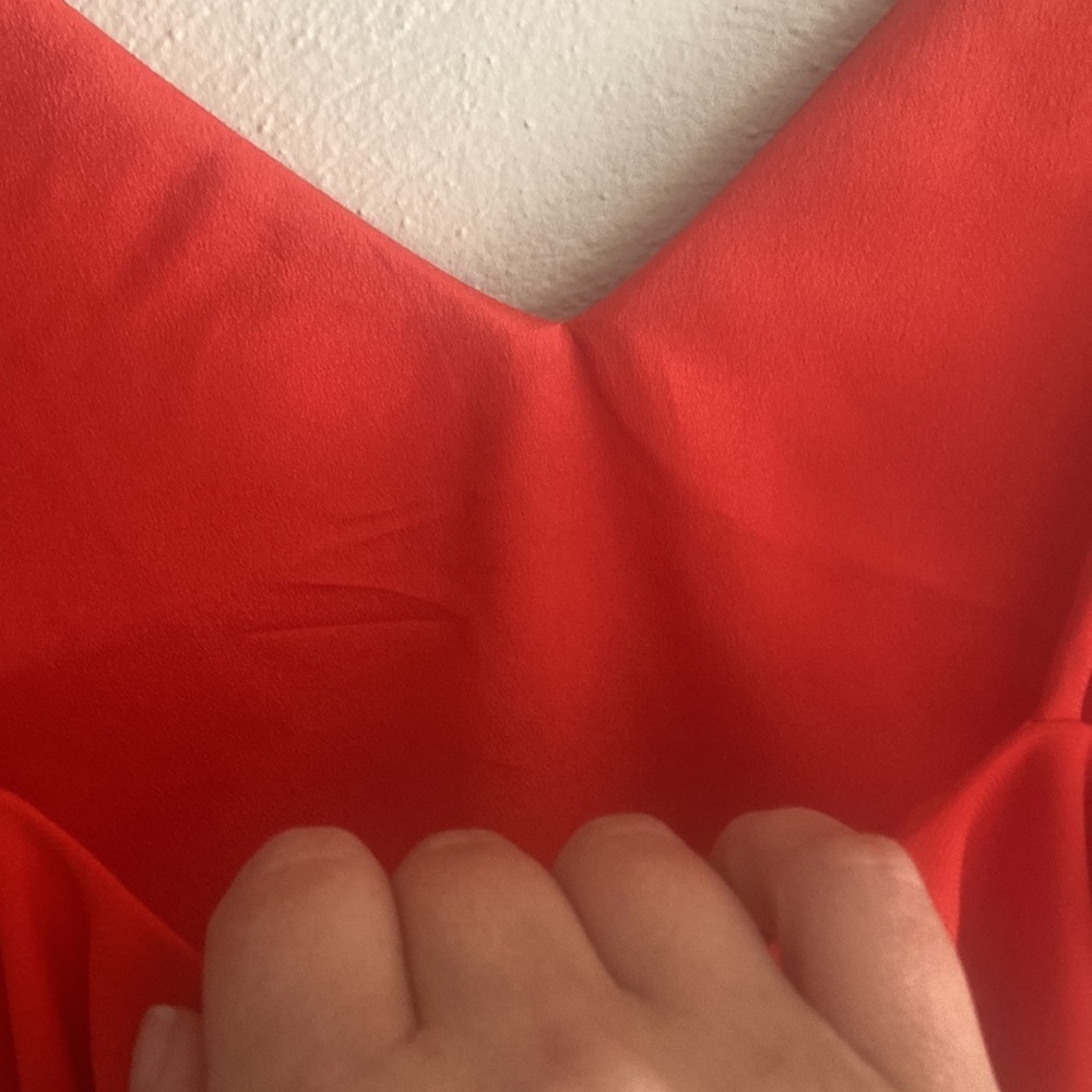 Cameo Sample Flutter Top - Picture 8 of 10